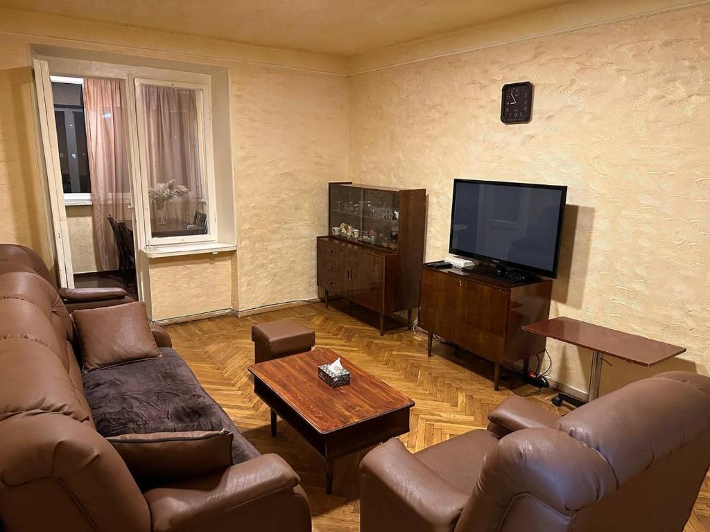 Big Center Apartment Arshakunyats Ave, Ereván