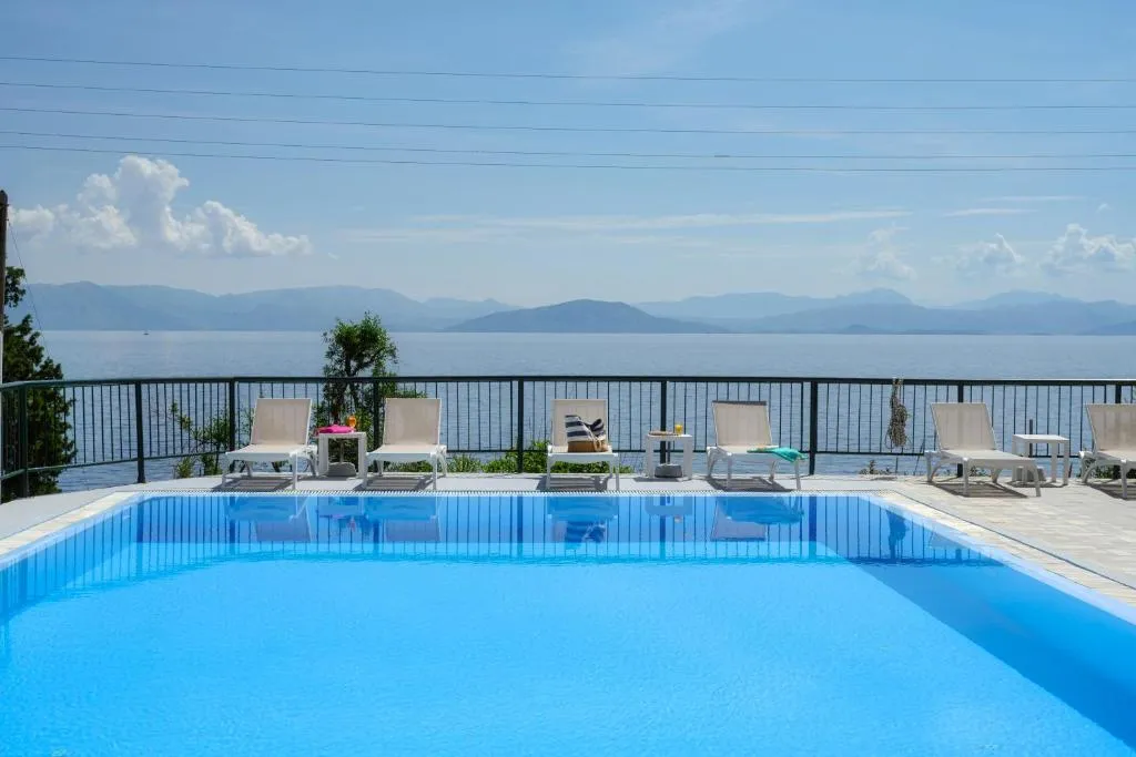 Siora Leni Hotel, hotel v destinaci Benitses