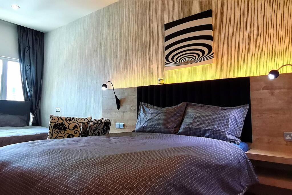 KLCC Luxurious 2 Floors Homestay 5BR for 15pax, Kuala Lumpur