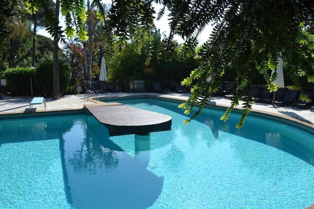 Appartement vue mer piscine à débordement - 5