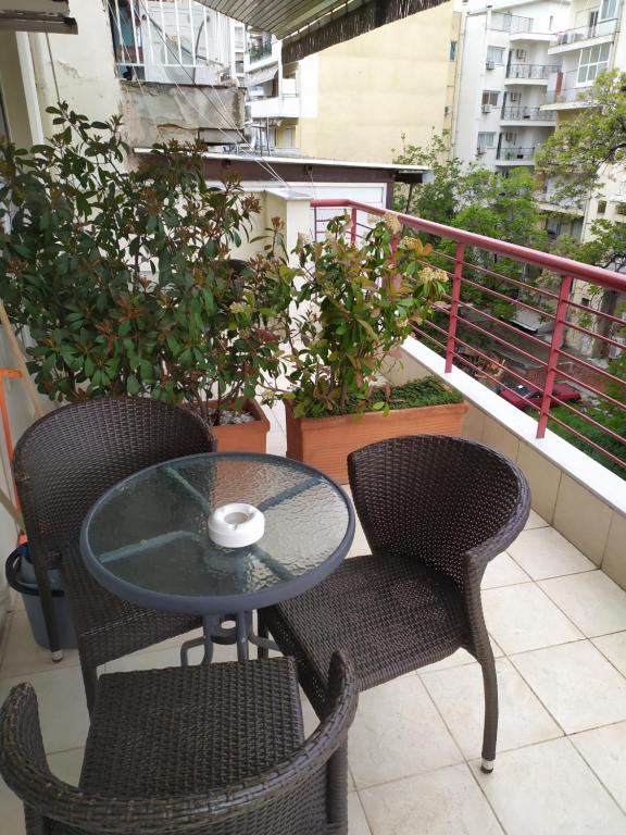 Tzikas apARTments photo
