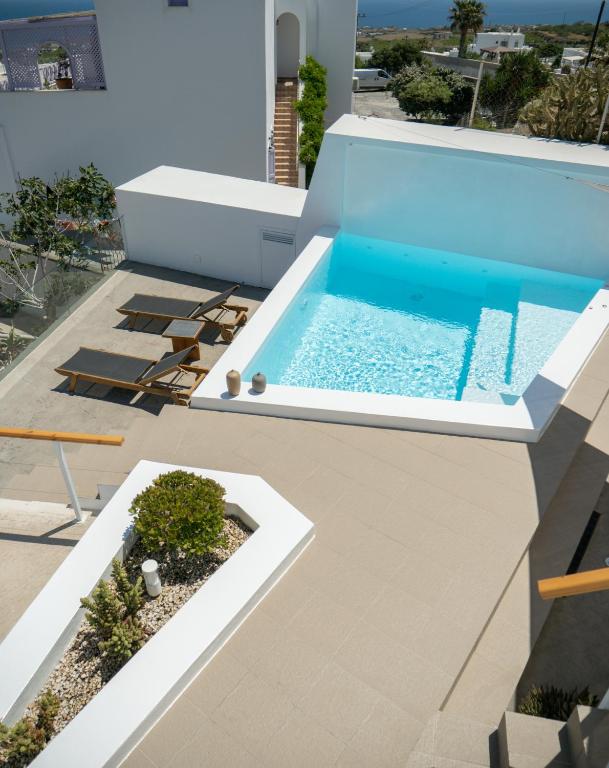 Valery Suites photo