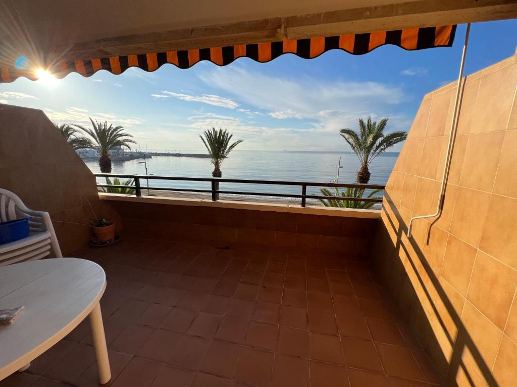 exclusiva primera línea de playa - 2