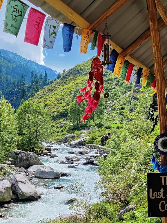 Last Stop Riverside wooden huts & Camps photo