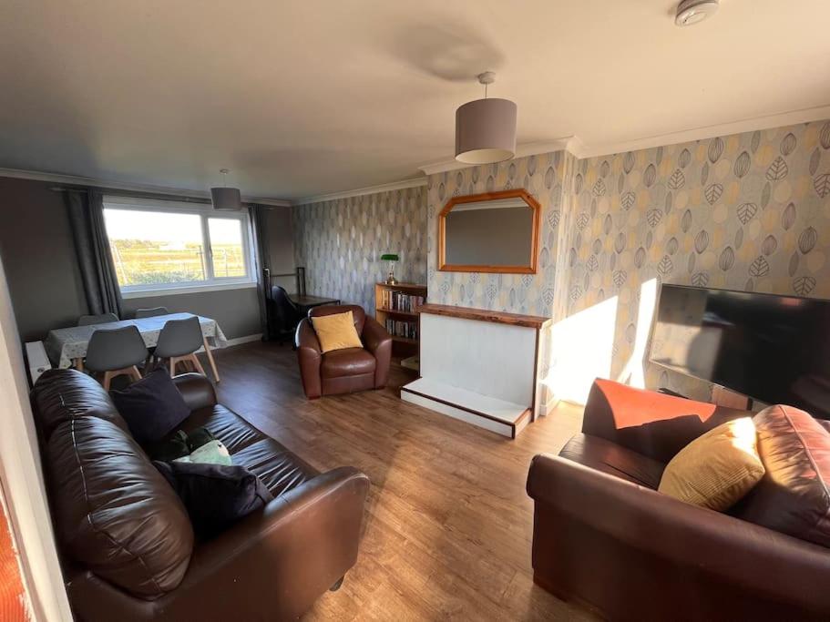 Taigh 24, Barvas, Barvas