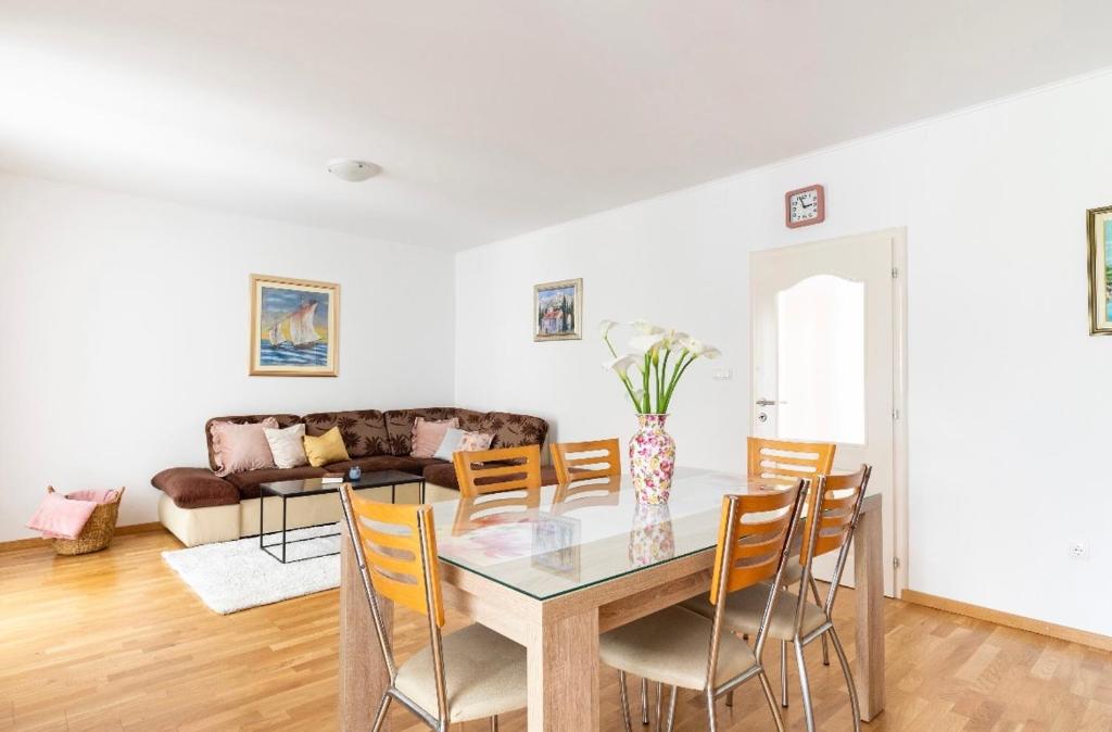 Apartman Mak, Kaštela