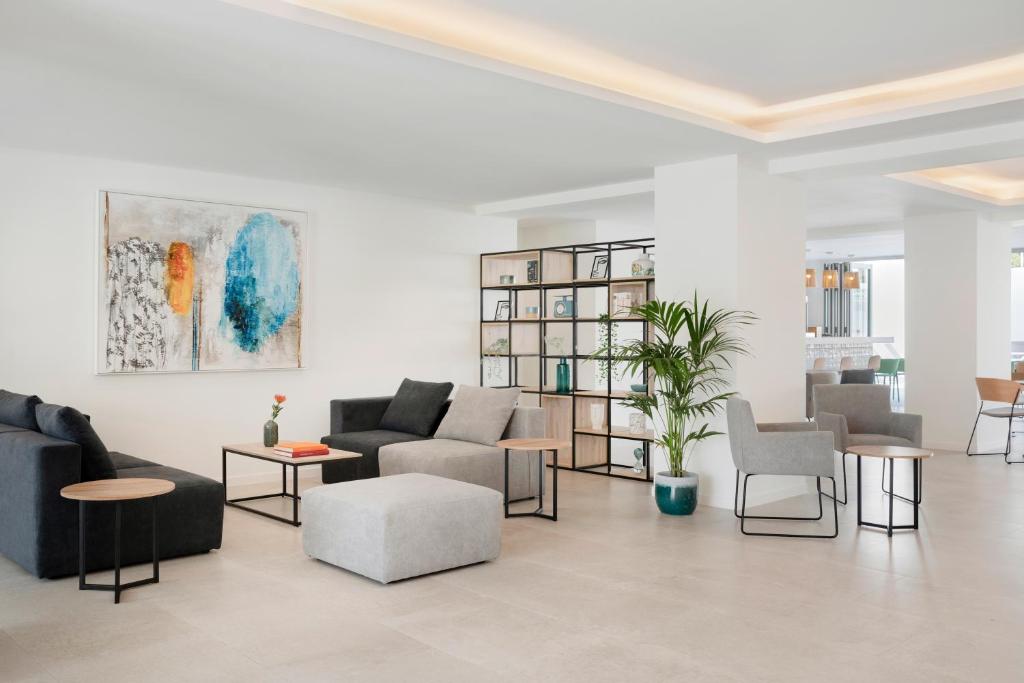 Aparthotel Marina Drach