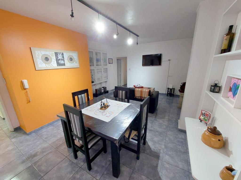 Altos de Mendoza Suite — Hotel in Mendoza