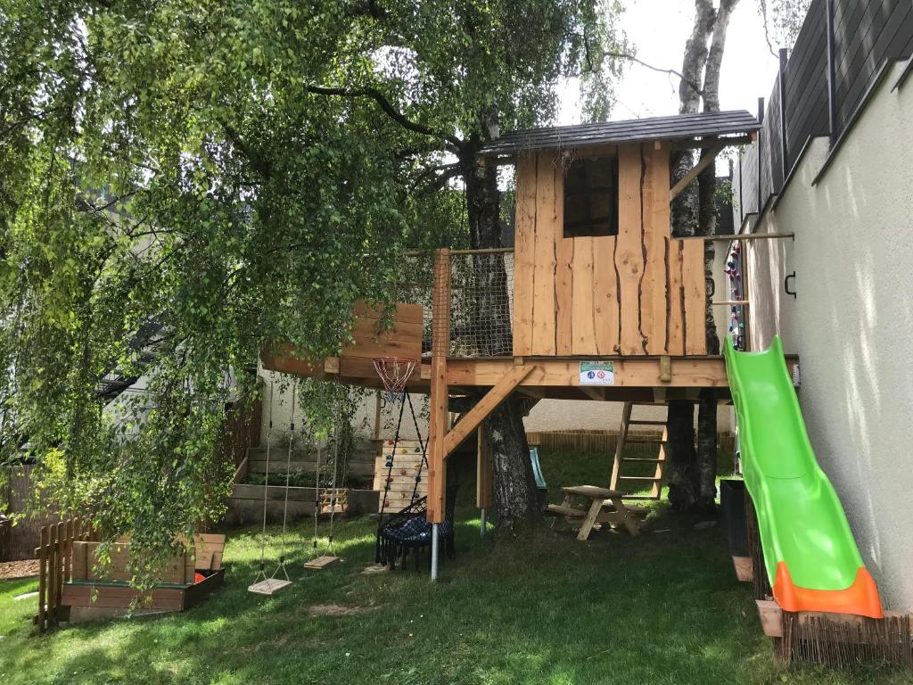 Gîte avec piscine chauffée & aires de jeux pour enfants - 4