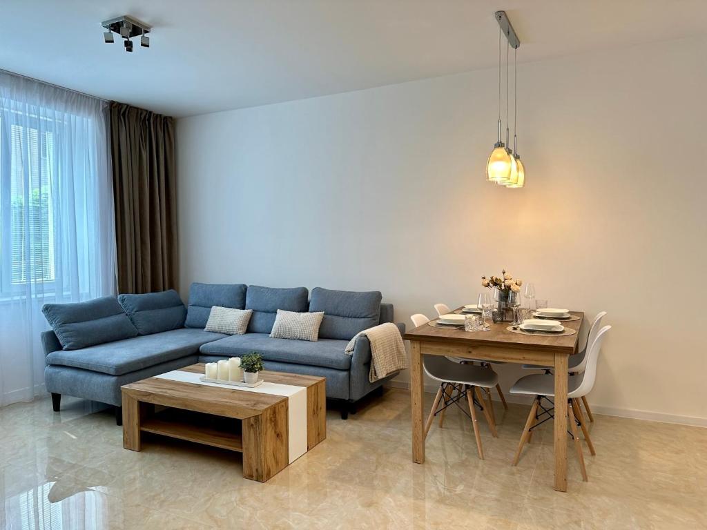 Apartment Robotnícka - 2 bathrooms, 2 bedrooms, Banská Bystrica