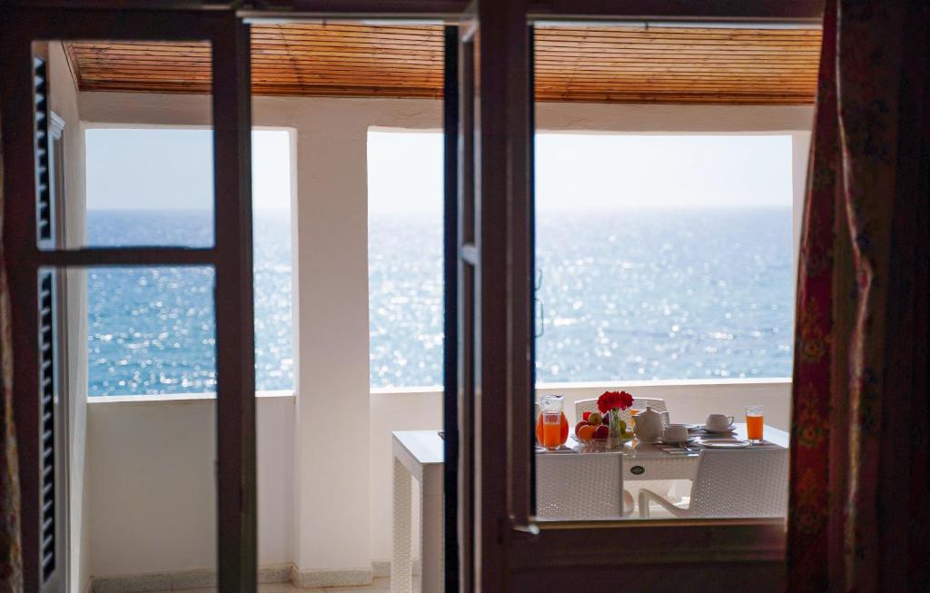 Kostas Beach Apartments photo
