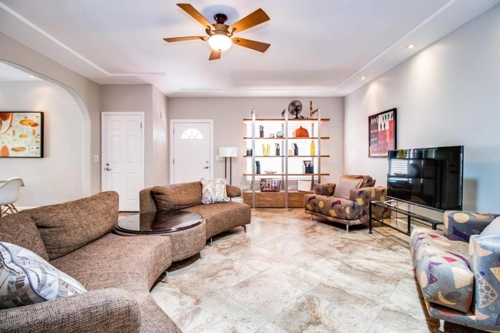Charming Fountain Hills 3 bedroom Home