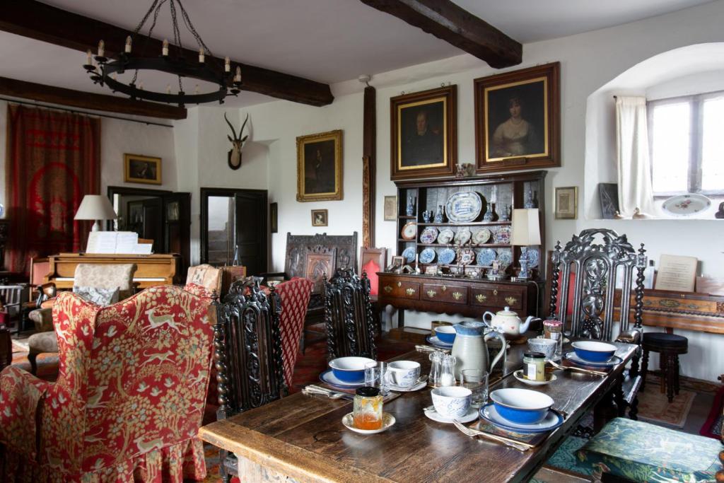 Johnby Hall - photo 3