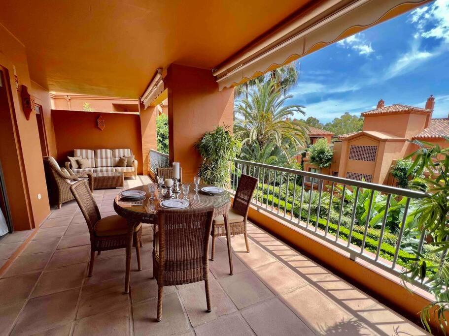 3 BR in a gorgeous complex - 3