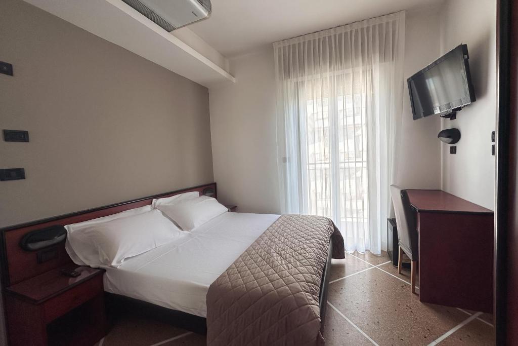 Lime Hotel - 5