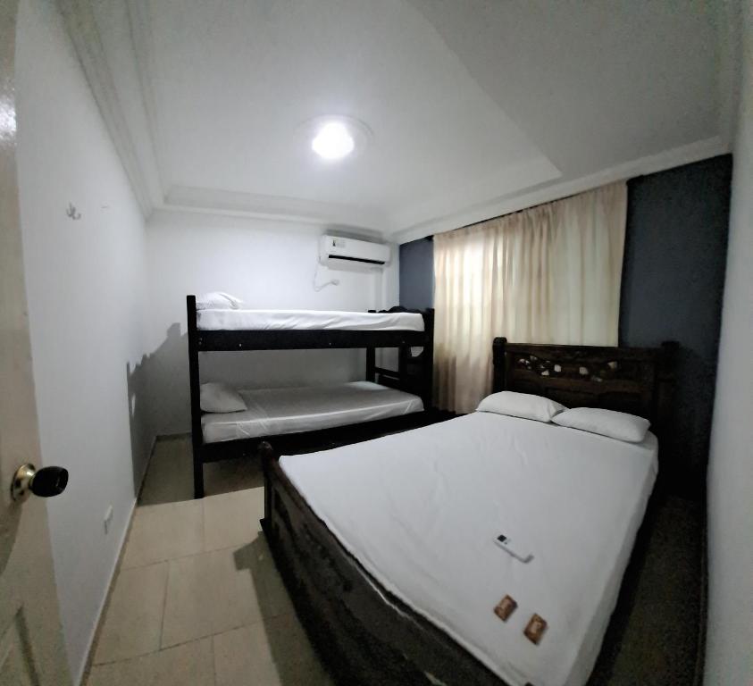 Hostal Oceans Paradise photo