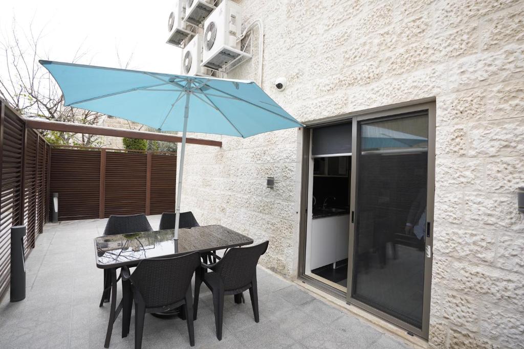 Naylover Hotel Suites photo