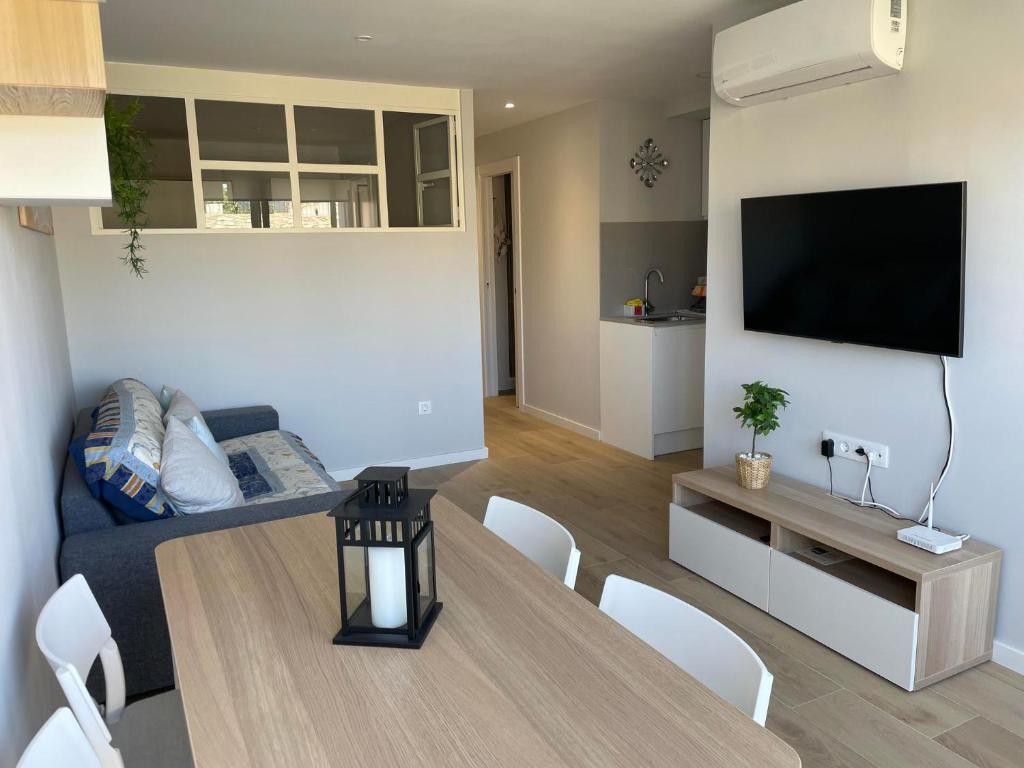 AO-6 Calella de Palafrugell 2 PAX - 4