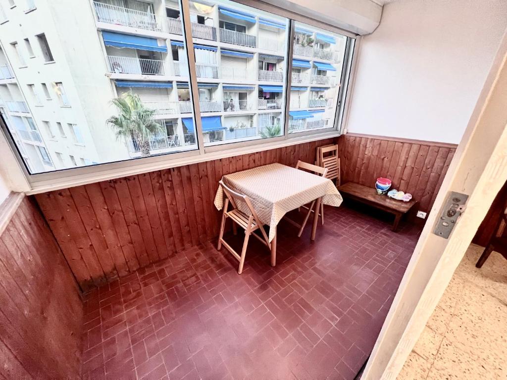 Bel appartement 2 pièces - 2