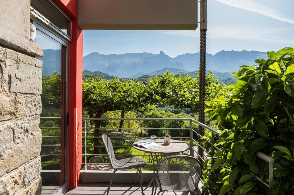 Gefiri Plakas Hotel by Konnect, Tzoumerka — Hotel in Gefira Plaka