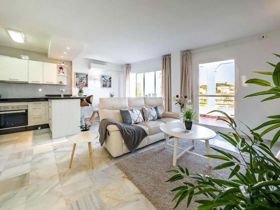 97-Townhouse With Roof Terrace & Views, Marbella - 5