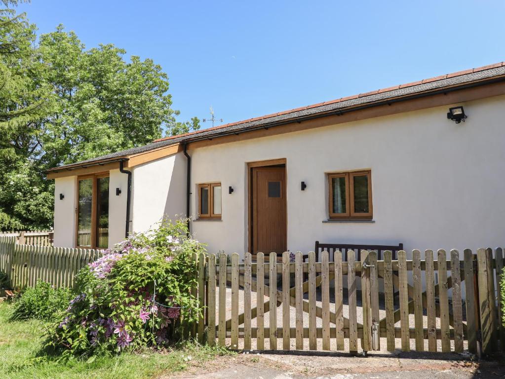 Adipit Stables, Bideford