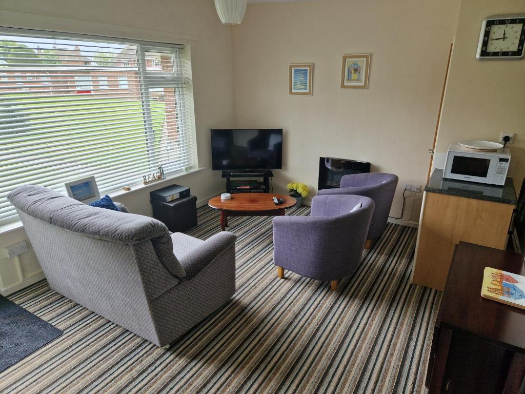 Sybali, Mundesley photo 4