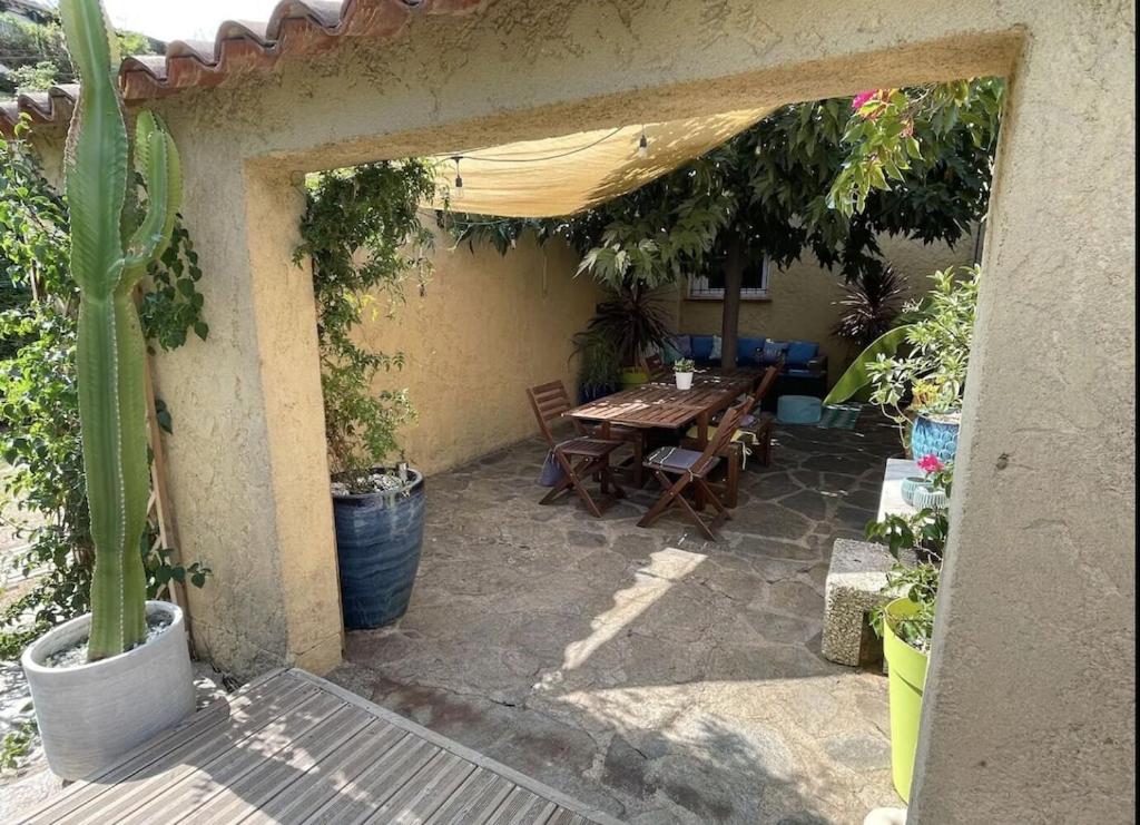 Belle maison vue montagne avec piscine privée à 5 minutes de la mer et village.i - 2