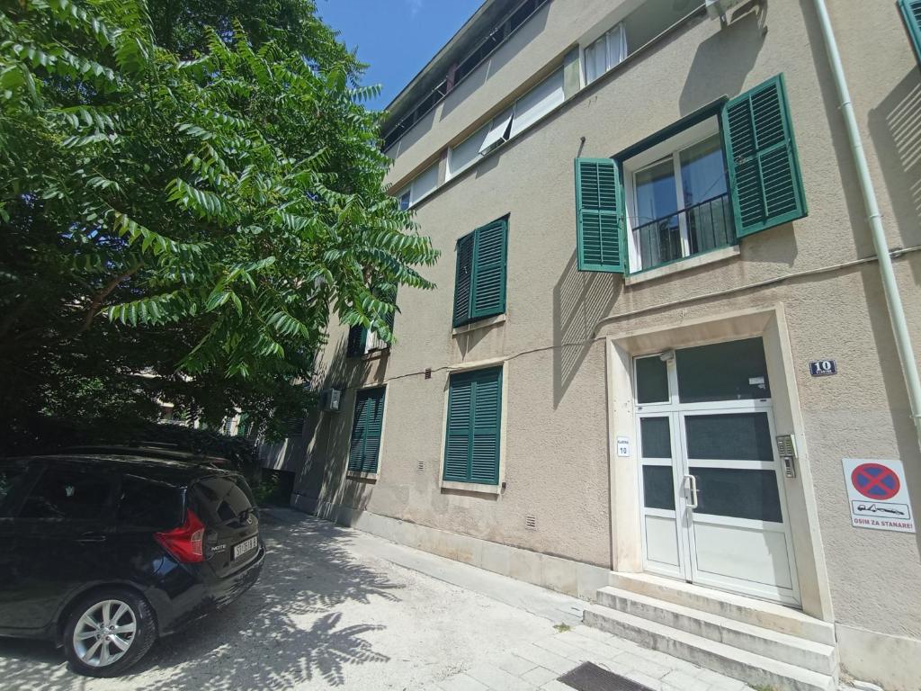 Apartment Nina , Bacvice Beach photo