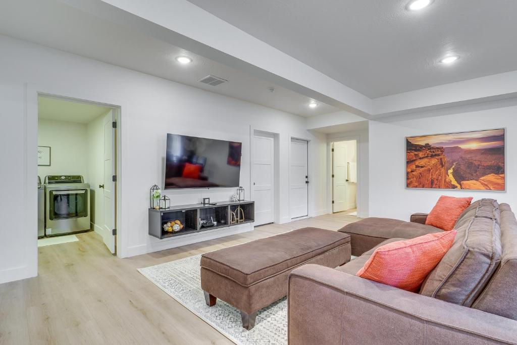 South Jordan Vacation Rental about 17 Mi to SLC!