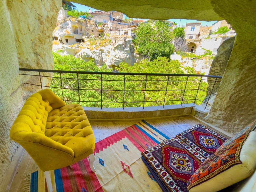 HERITAGE CAVE SUITES