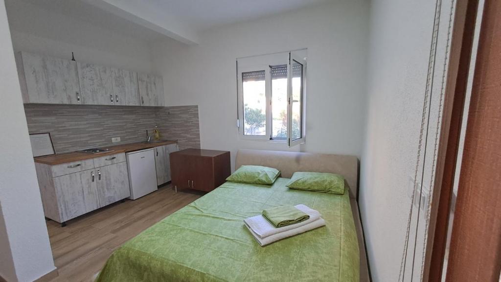 Spasic Apartments Sutomore - 1