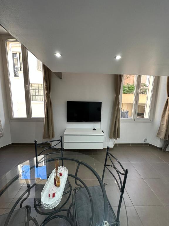 Charmant studio centre ville Cannes - 2