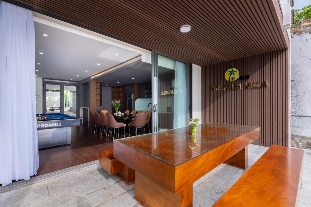 Palm Villa 24 - Ocean View Luxury 6 Bedroom, Karaoke, Bi-da