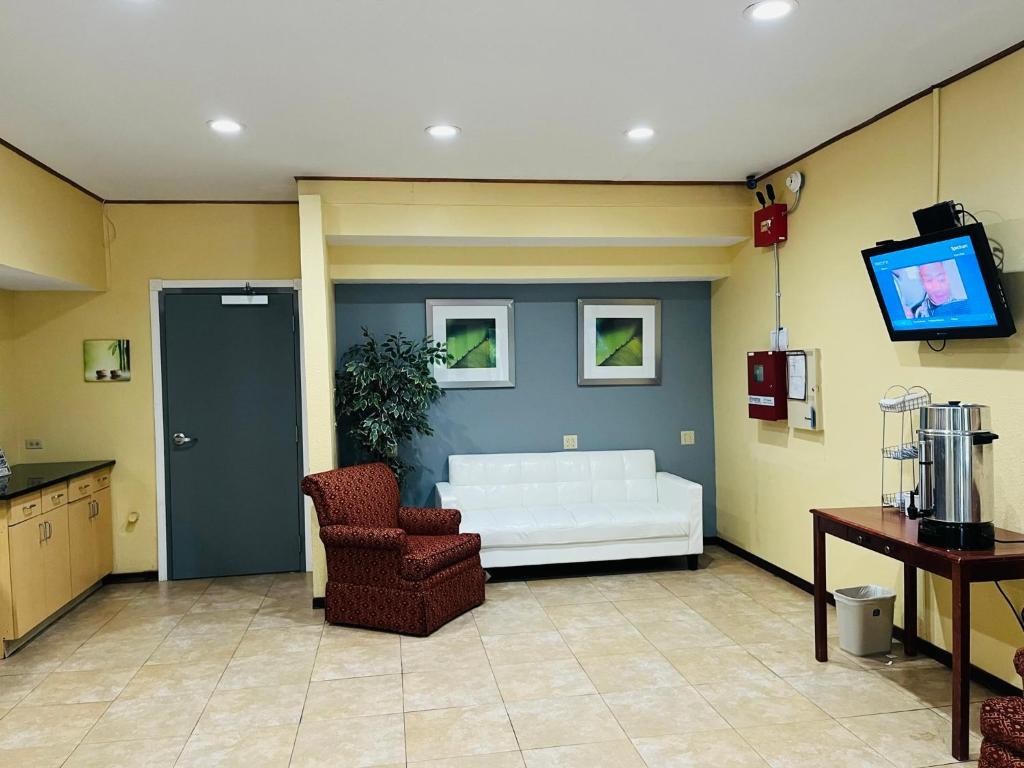 Rodeway Inn photo
