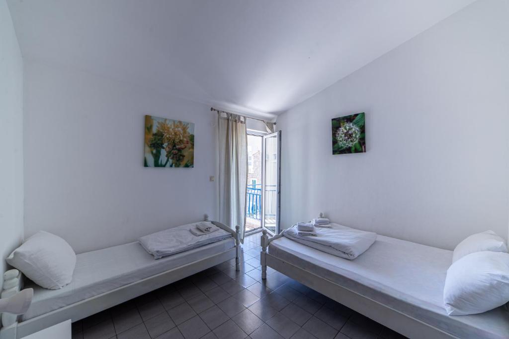 Apartments Vila Nikolic Rafailovici photo