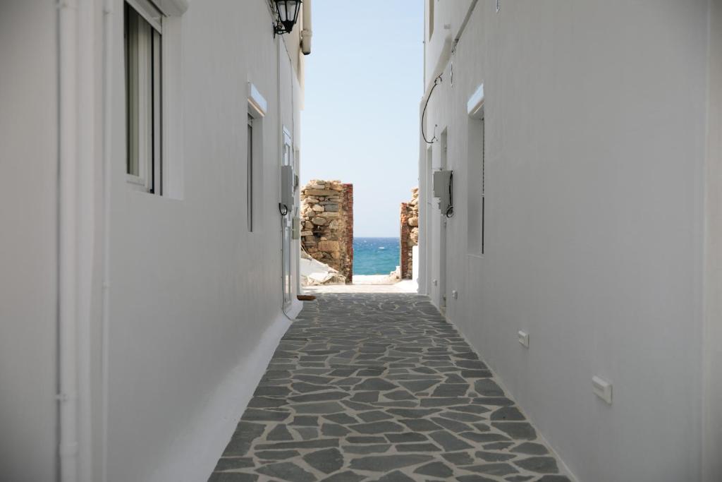 Hora Seaside Suites photo