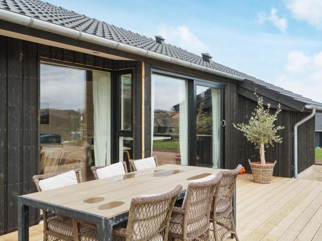 Seaside Retreat with Sauna - By Traum Ferienwohnungen, Hørve