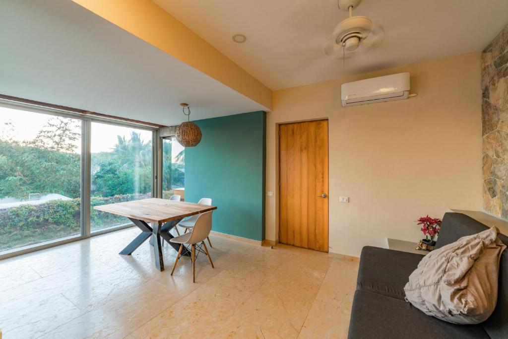 2062 - Lu Iba Condo 1 photo