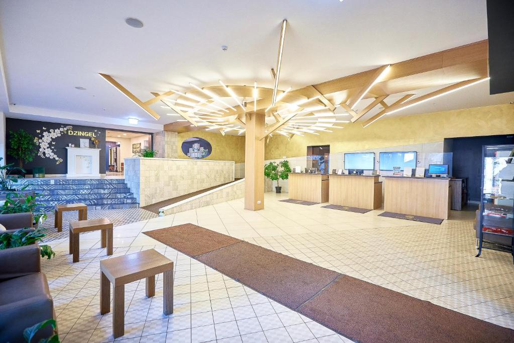 Hotel Dzingel photo