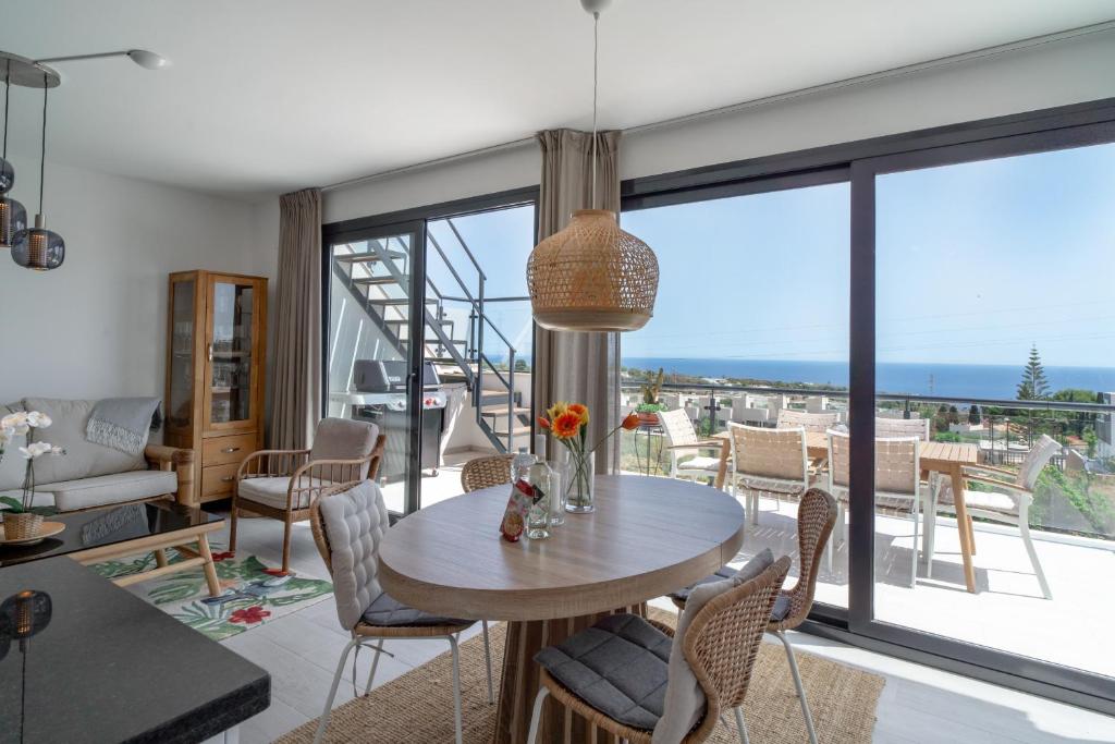 Villa Luxuria Private Pool - 3