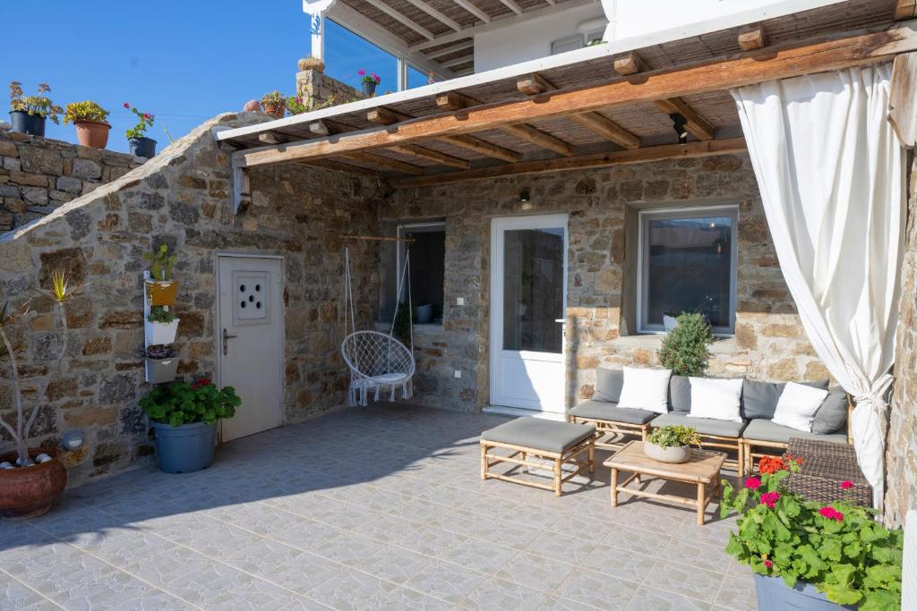 Mykonos Dot photo