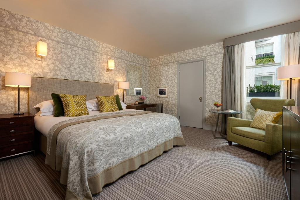 Rocco Forte Brown's Hotel photo
