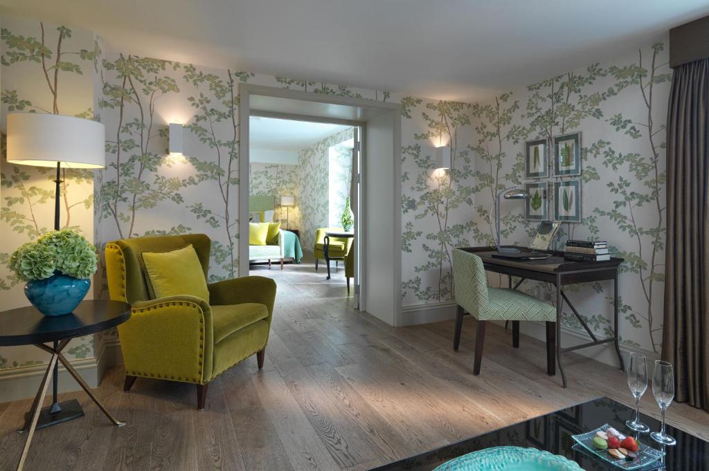 ロッコ フォルテ ブラウンズ ホテル (Rocco Forte Brown's Hotel)