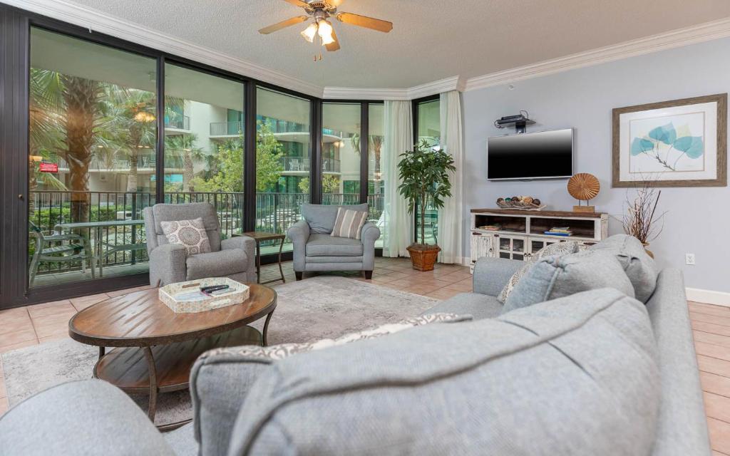 Phoenix on the Bay 1122 condo, Orange Beach