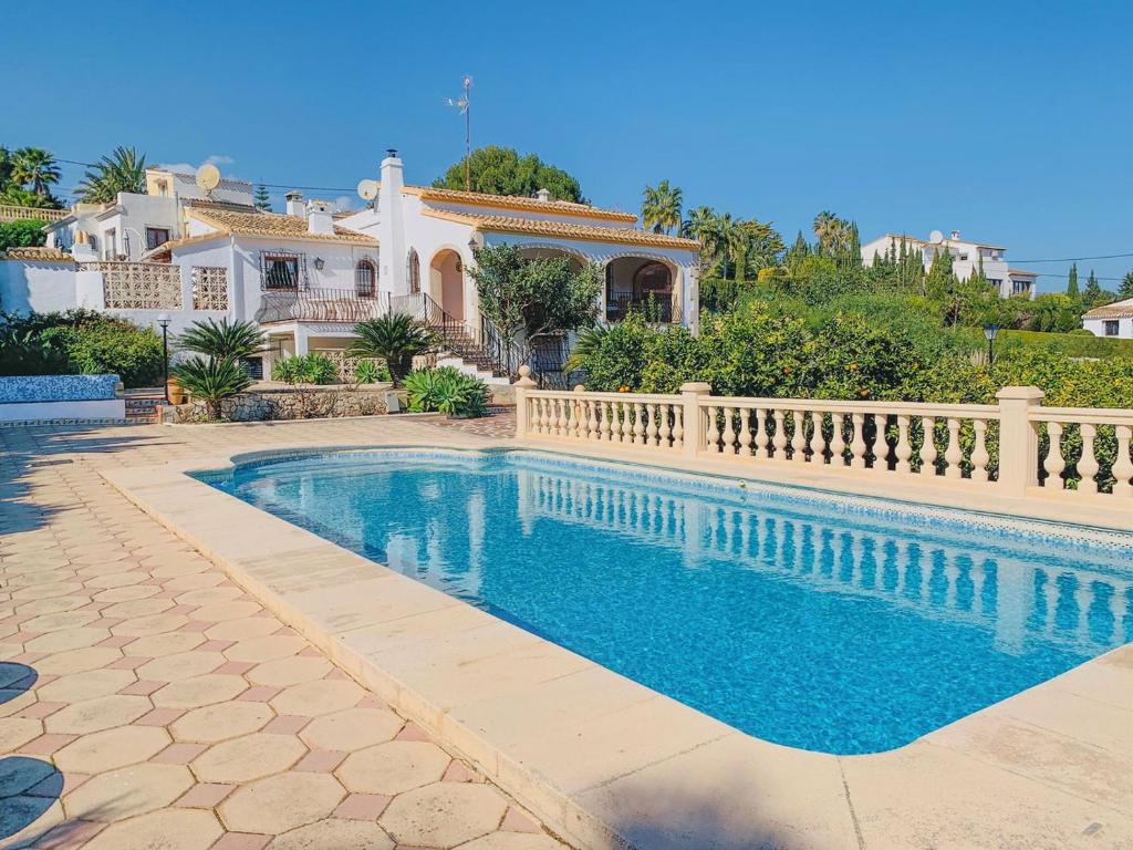 Vicenta, Balcon del Mar