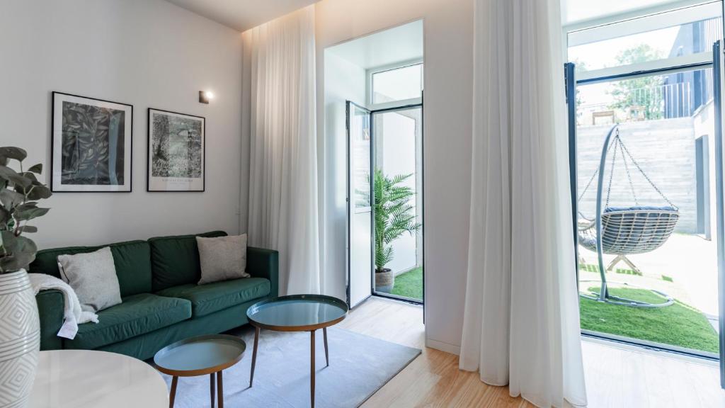 Almada 551 by LovelyStay, Porto