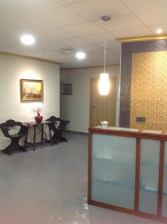 Hostal Bisbal — Hotel in València