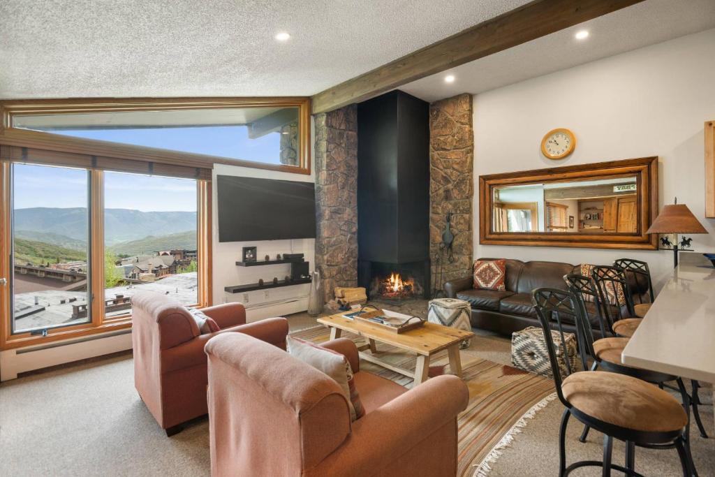 Shadowbrook 303, Snowmass Village