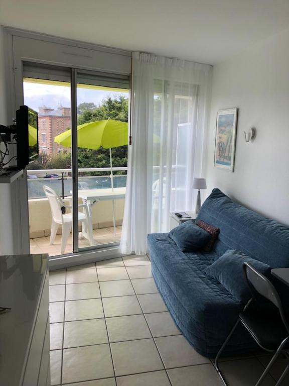 Residence Le Crystal — Hotel in Dinard